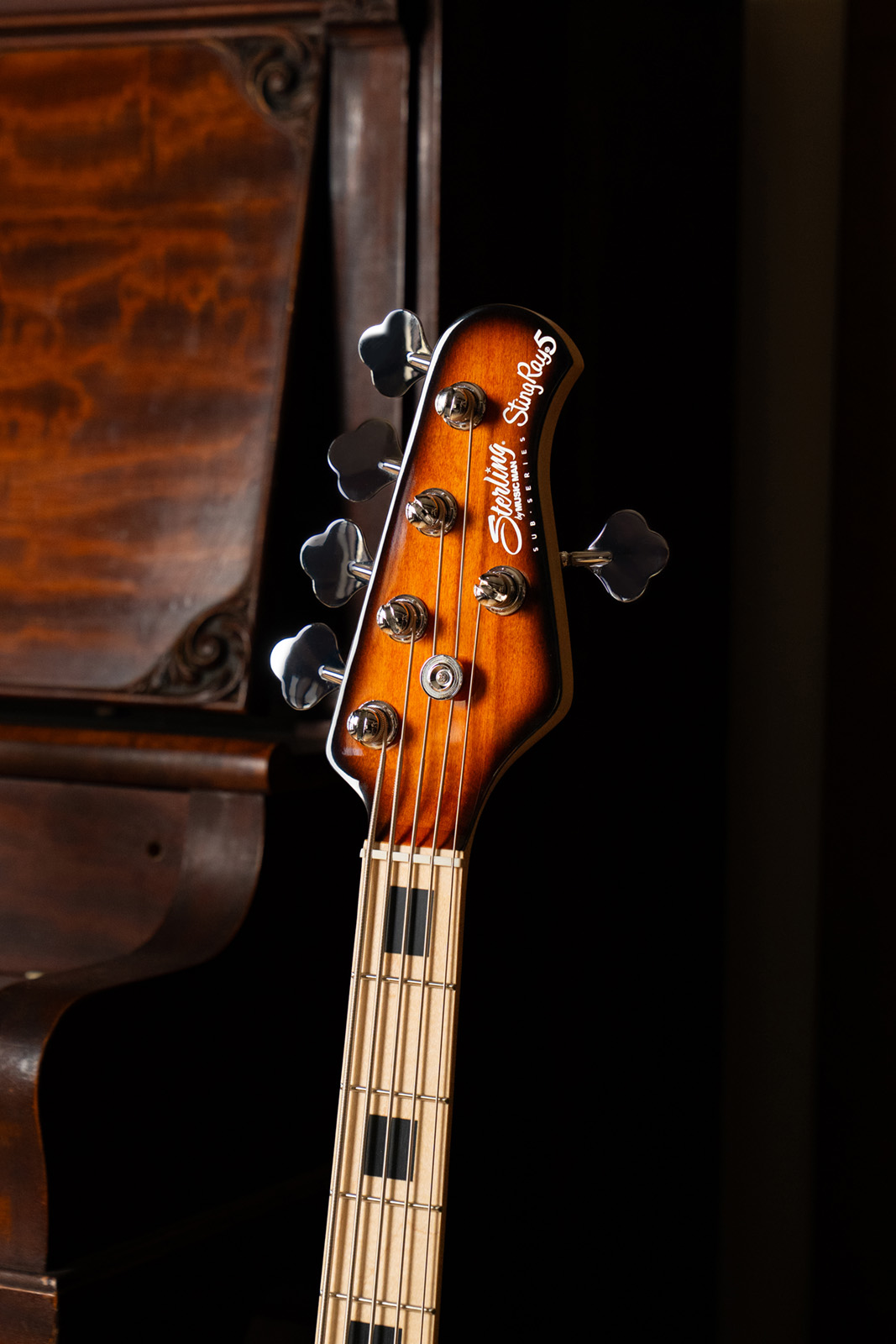 Sterling By Musicman Stingray4 5-cordes 1h Mn - Vintage Sunburst - Solid body electric bass - Variation 3