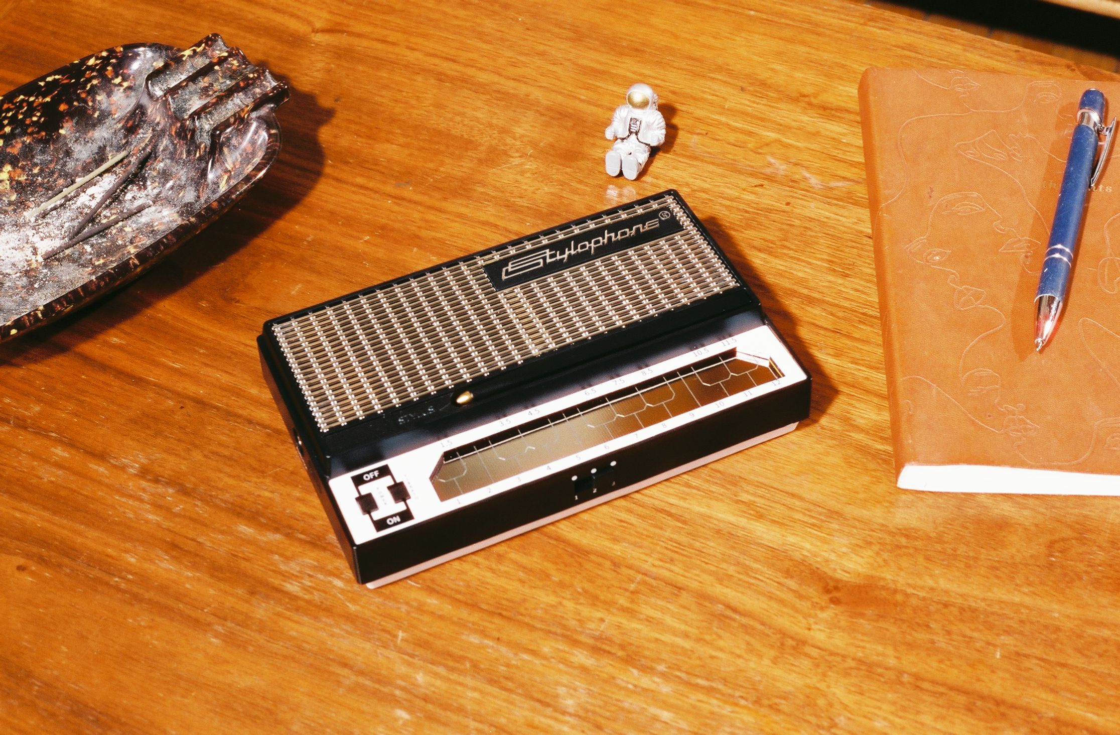 Stylophone S-1 - Synthesizer - Variation 6