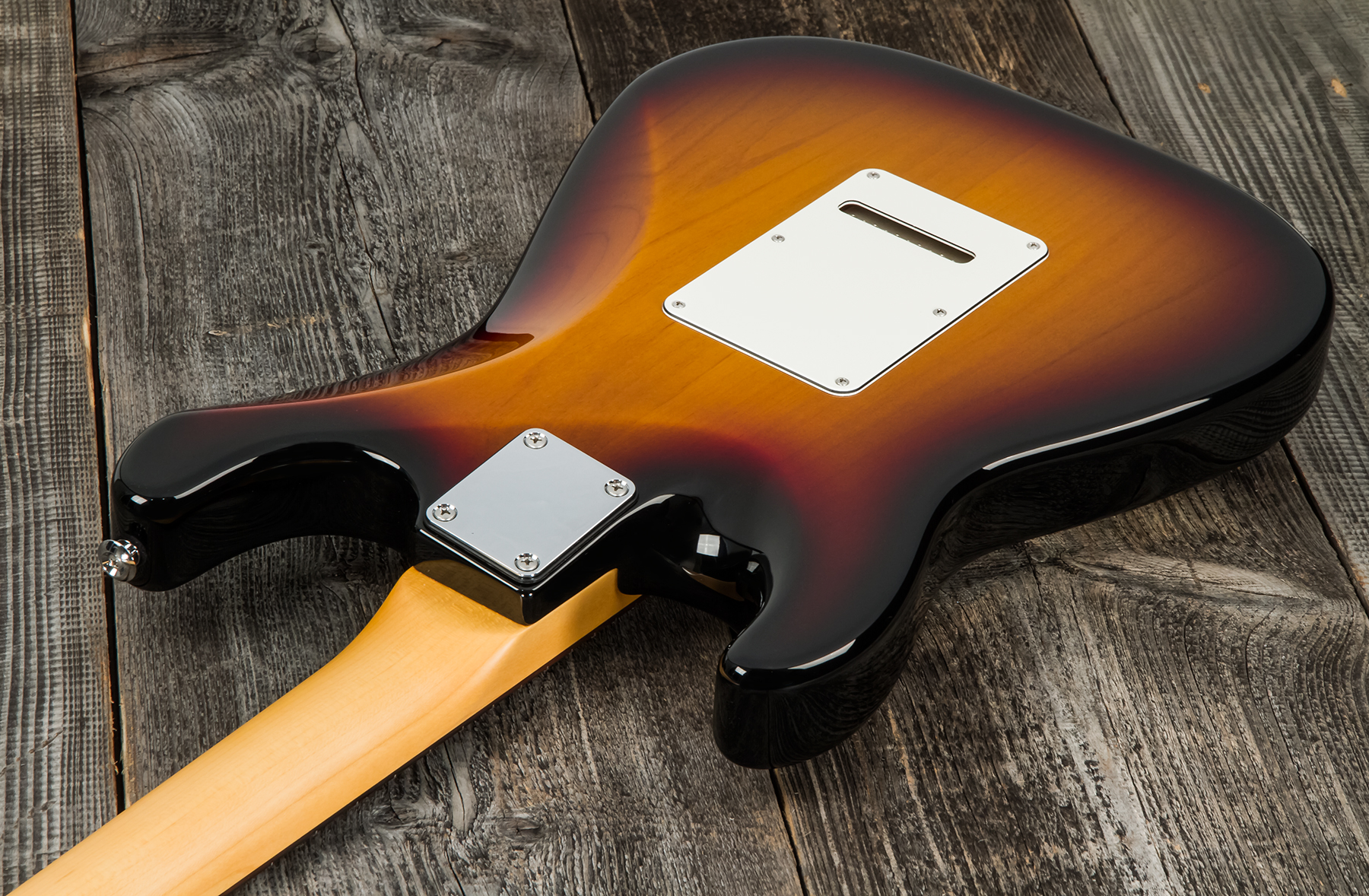 Suhr Classic S 01-CLS-0001 - 3 tone burst Str shape electric Suhr Classic S 01-CLS-0001 - 3 tone burst Str shape electric