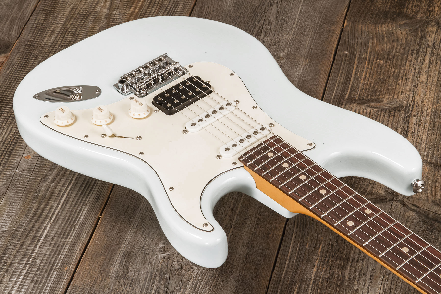 Suhr Classic S 01-cls-0009 Hss Trem Rw - Olympic White - Str shape electric guitar - Variation 2