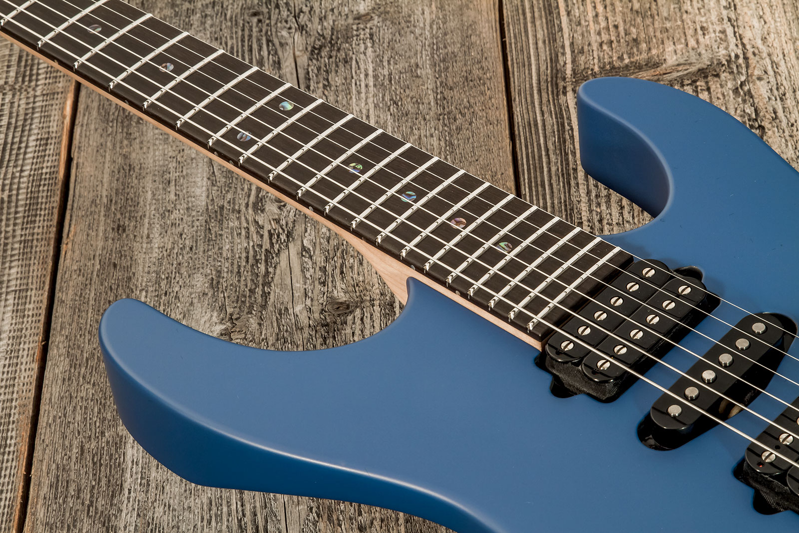 Suhr Modern Terra Ltd 01-ltd-0014 Hsh Trem Eb #72766 - Deep Sea Blue Satin - Str shape electric guitar - Variation 3