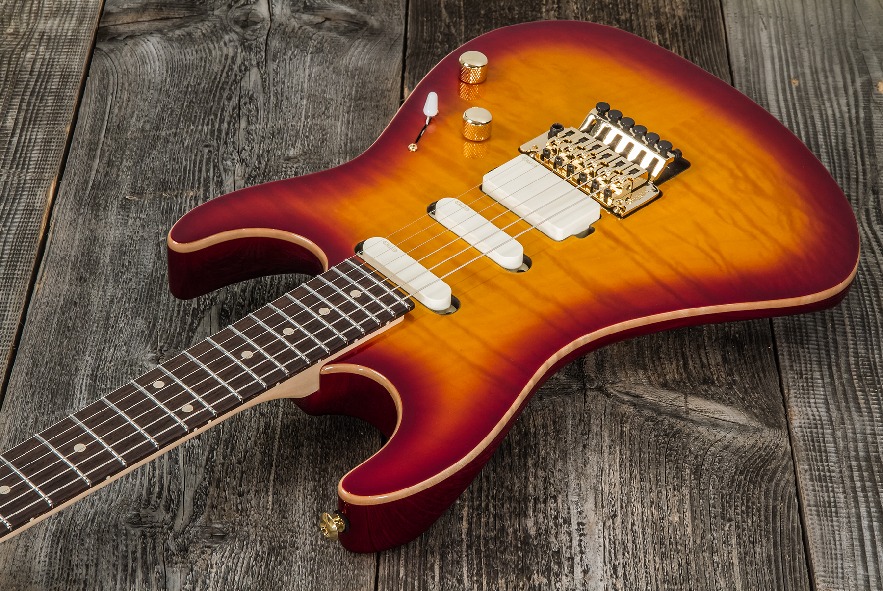 Suhr Standard Legacy 01-ltd-0030 Hss Emg Fr Rw #70282 - Aged Cherry Burst - Str shape electric guitar - Variation 2