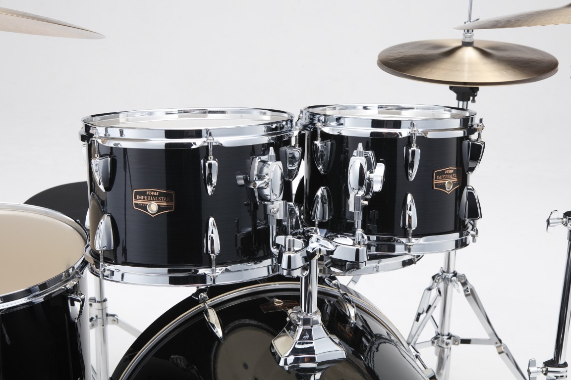 Tama Imperialstar 22'' - 6 FÛts Et + - Hairline Black - Rock drum kit - Variation 1