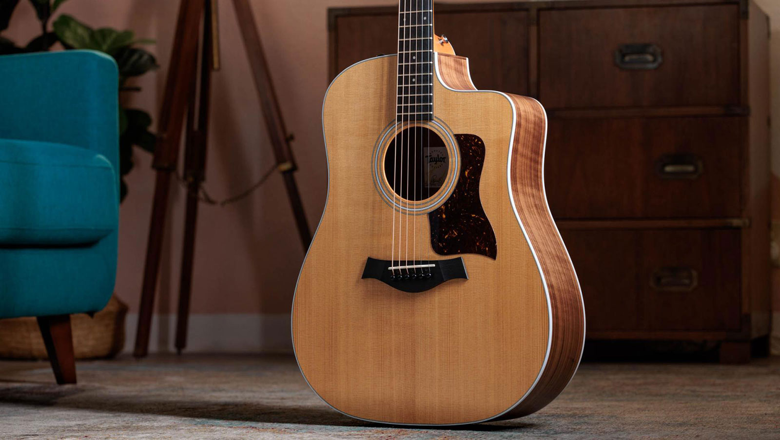 Taylor 210ce 2024 Dreadnought Cw Epicea Noyer Eb Es2 - Natural - Electro acoustic guitar - Variation 2