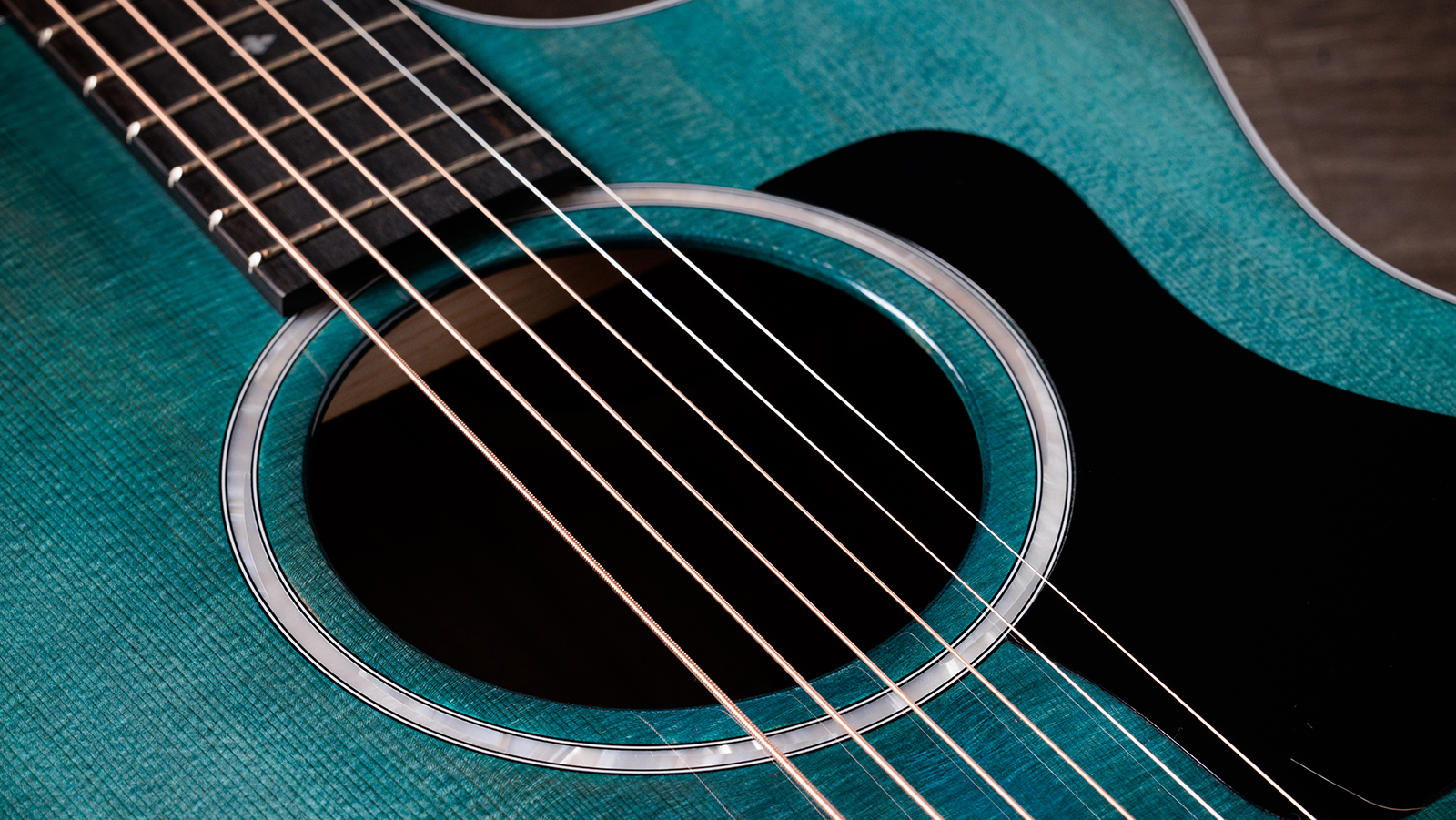 Taylor 214ce Plus Special Edition Grand Auditorium Cw Epicea Noyer Eb Es2 - Trans Blue - Folk guitar - Variation 4