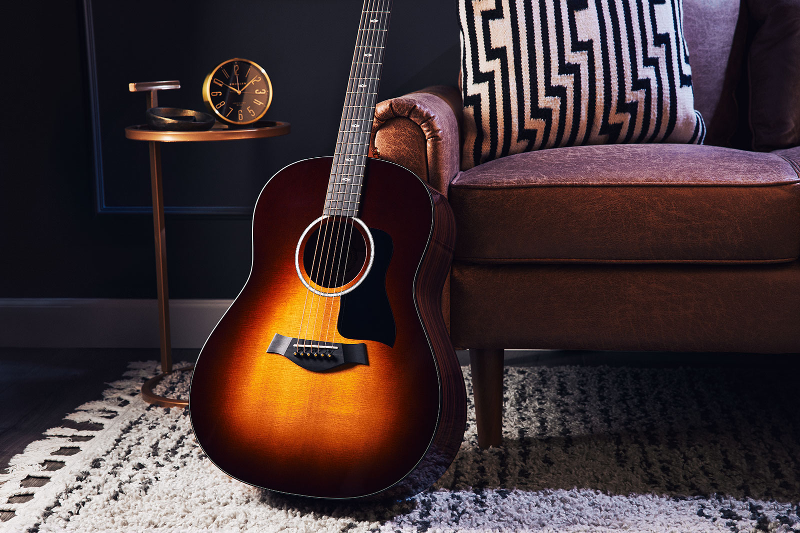 Taylor 217-e Plus 50th Anniversary Grand Pacific Epicea Palissandre Eb Es2 - Tobacco Sunburst - Electro acoustic guitar - Variation 2