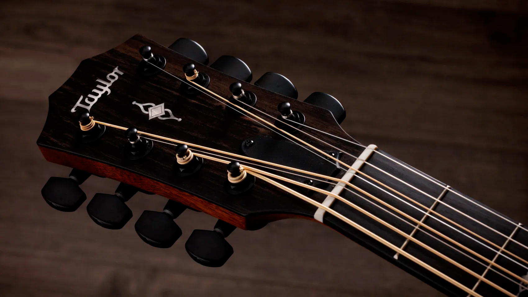 Taylor 324ce Baritone 8 Ltd Grand Auditorium Cw 8c Tout Acajou Eb Es2 - Shaded Edgeburst Top Satin - Folk guitar - Variation 6