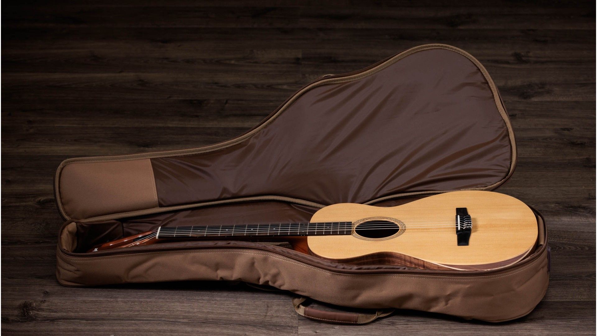 Taylor Academy 12e-n 2024 Grand Concert Epicea Noyer Eb Esb - Natural Matte - Classical guitar 4/4 size - Variation 6