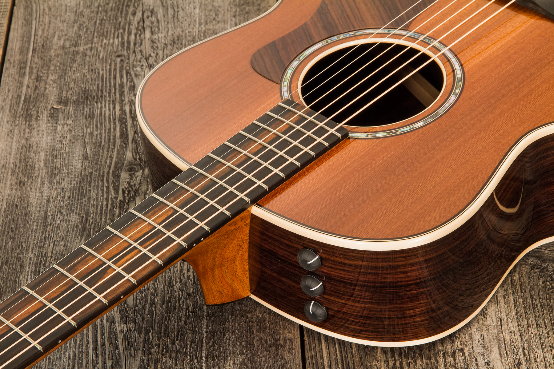 Taylor Gt 811e Ltd Grand Theatre Sinker Redwood Palissandre Eb Es2 - Natural - Electro acoustic guitar - Variation 4