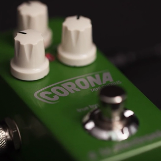 Tc Electronic Corona Mini Chorus - Modulation, chorus, flanger, phaser & tremolo effect pedal - Variation 4