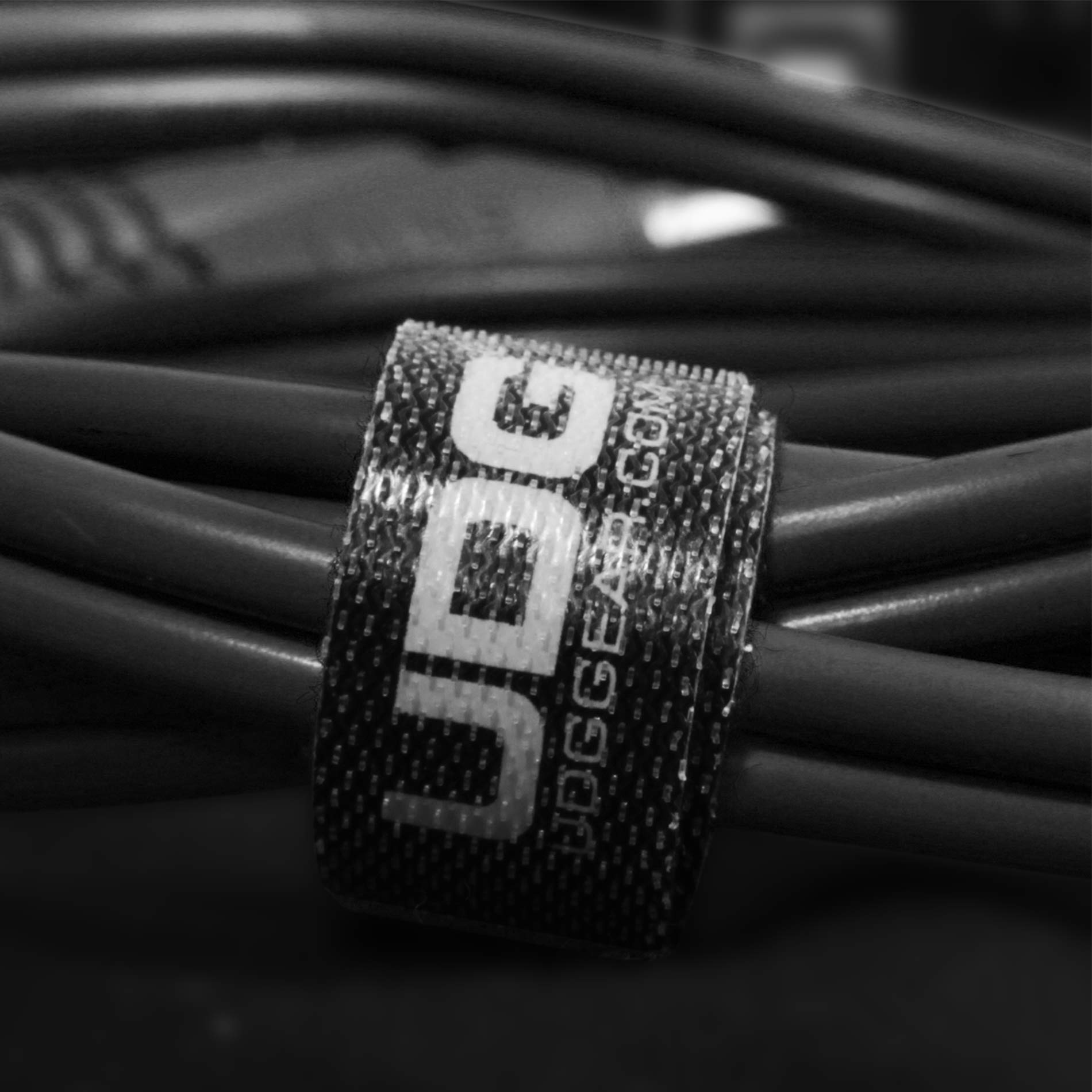 Udg U 97004 Bl - Cable - Variation 4