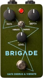 Modulation, chorus, flanger, phaser & tremolo effect pedal Universal audio Brigade Chorus And Vibrato