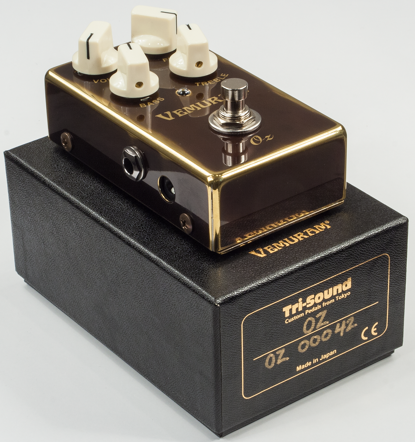 Vemuram Oz Fuzz Overdrive, distortion & fuzz effect pedal