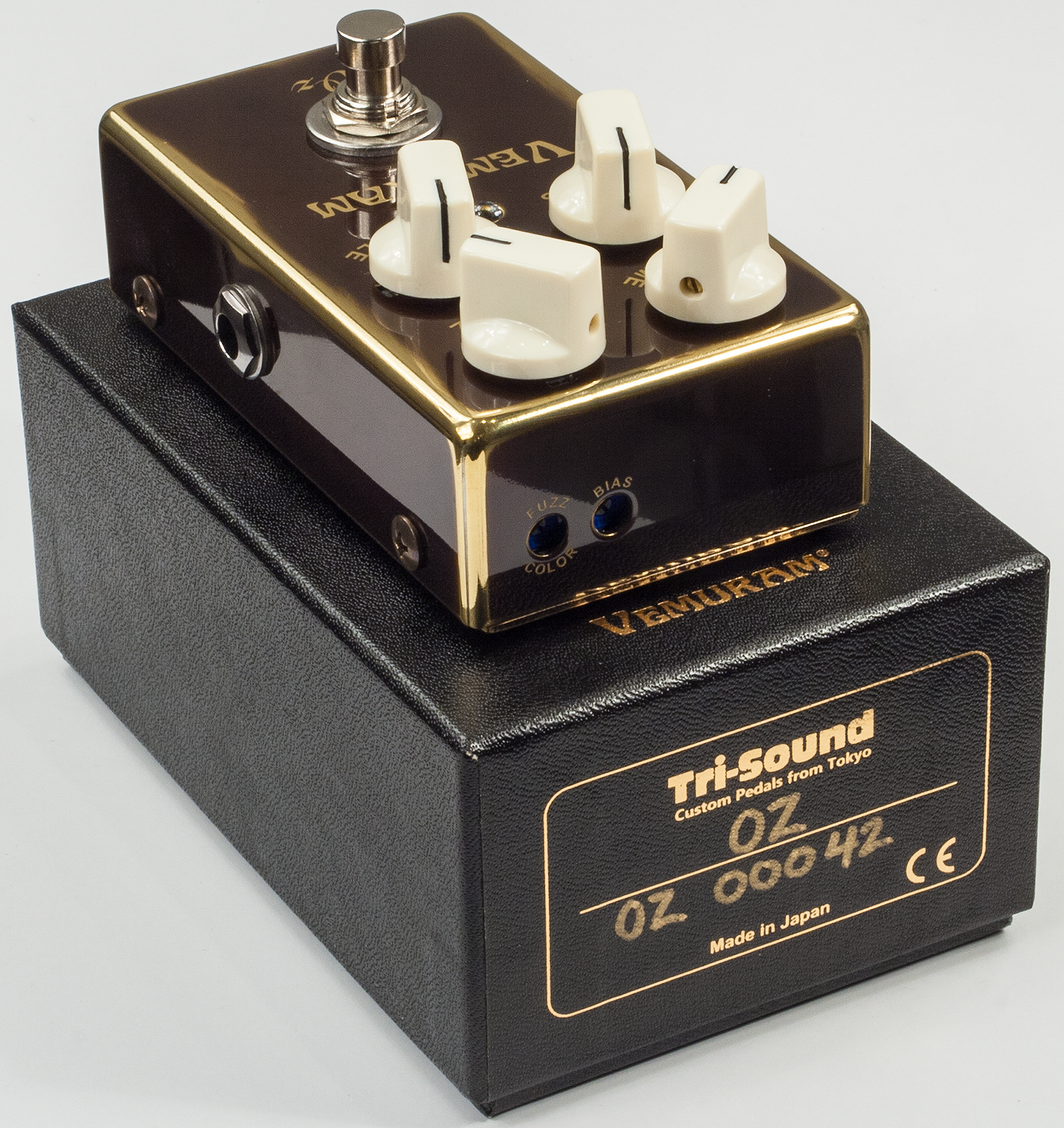 Vemuram Oz Fuzz Overdrive, distortion & fuzz effect pedal