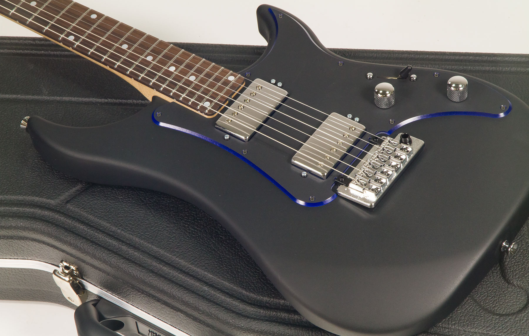 Vigier Excalibur Indus Hh Trem Rw - Textured Black - Double cut electric guitar - Variation 2