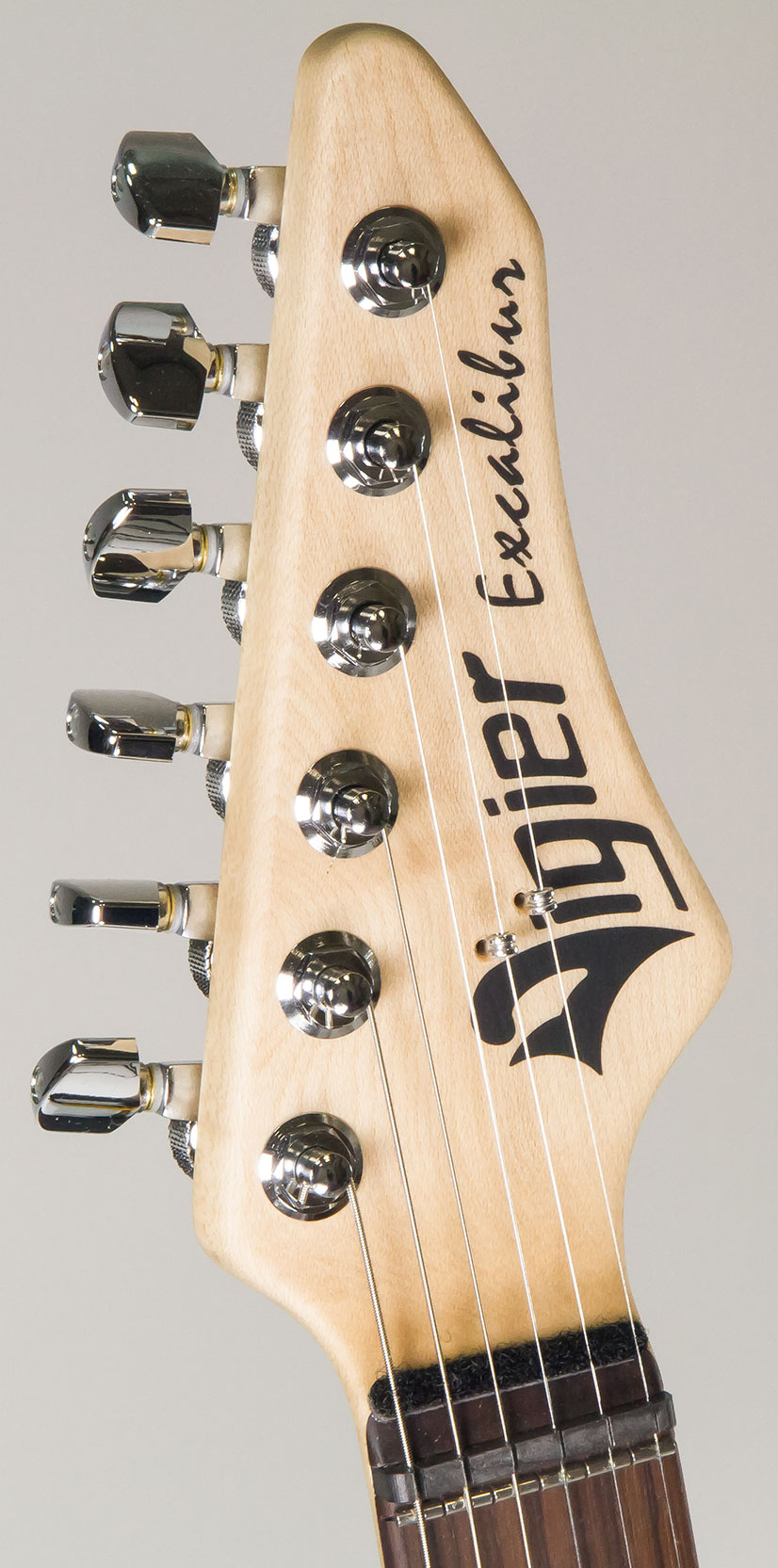 Vigier Excalibur Indus 2h Trem Rw - Textured Black - Str shape electric guitar - Variation 4