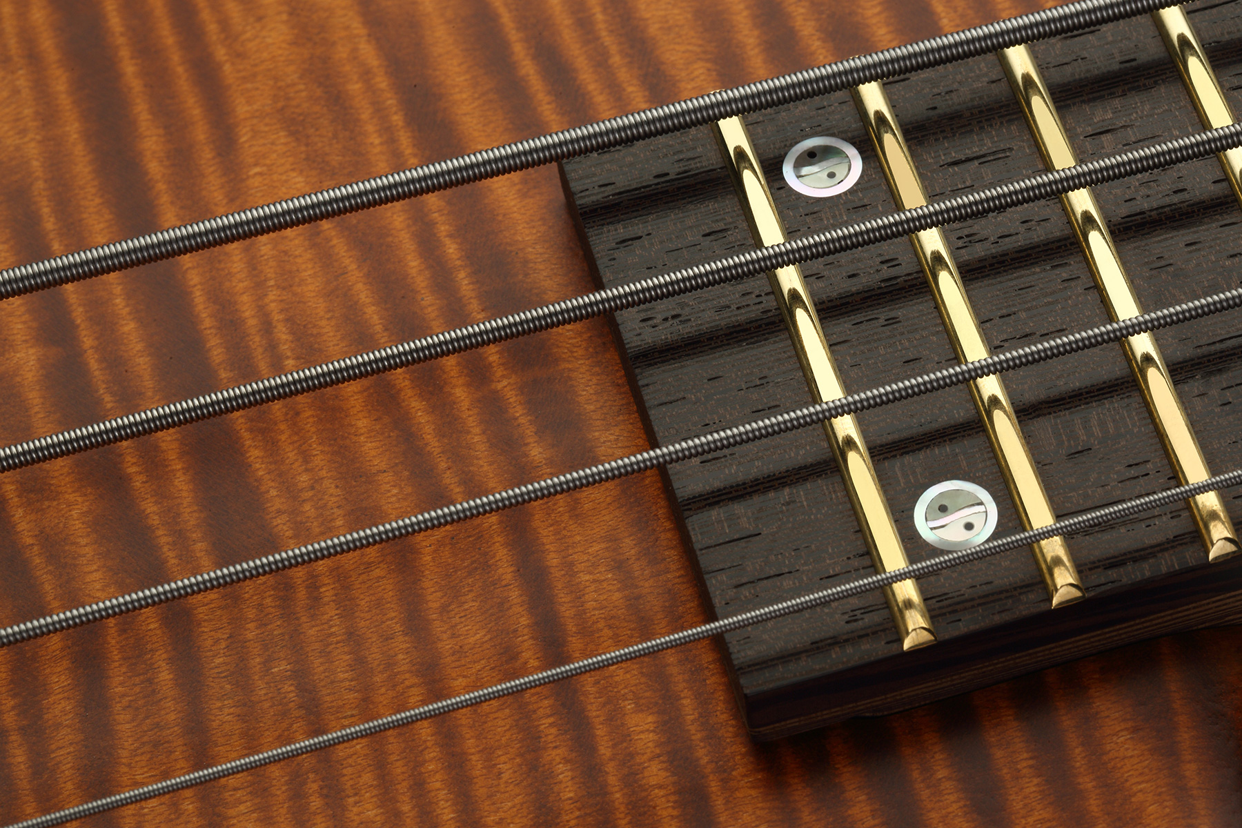 Warwick Streamette 4c Pro Gps Ltd Active Wen - Special Amber Transparent Satin - Solid body electric bass - Variation 6