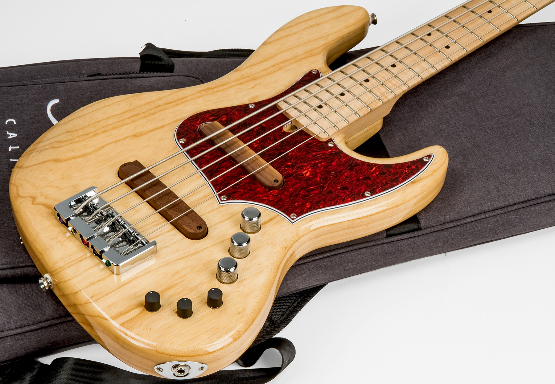 Xotic Xjpro-1 5-cordes Provintage Active/passive Mn - Natural - Solid body electric bass - Variation 1
