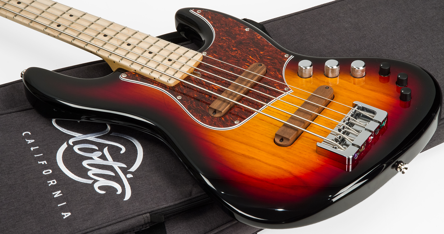 Xotic Xjpro-1 5-cordes Provintage Active/passive Mn - 3 Tone Burst - Solid body electric bass - Variation 2