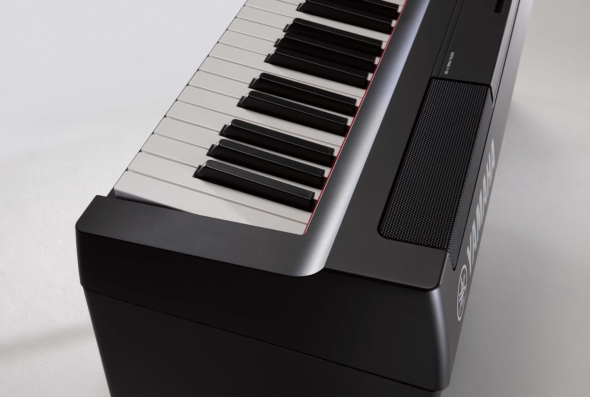 YAMAHA P-125 B Digital Piano