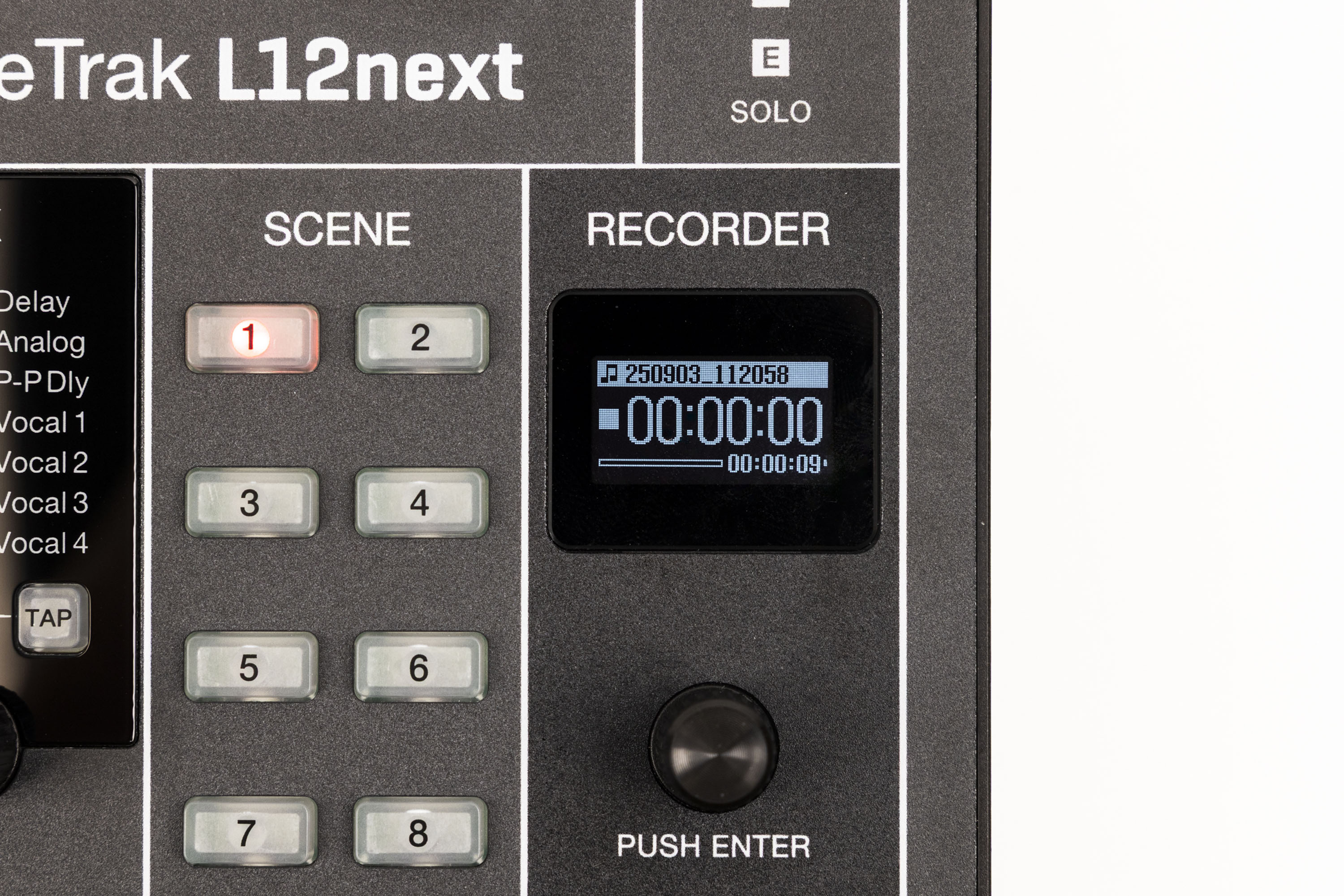 Zoom L12next - Digital mixing desk - Variation 2