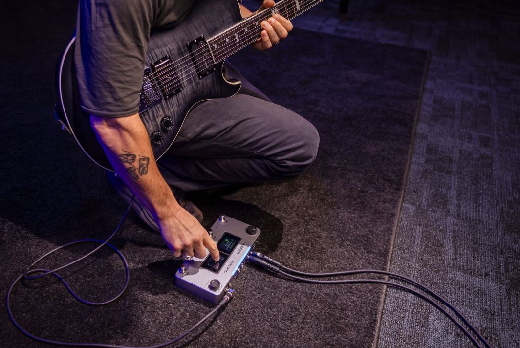Zoom Neurig - Multieffect for electric guitar - Variation 1