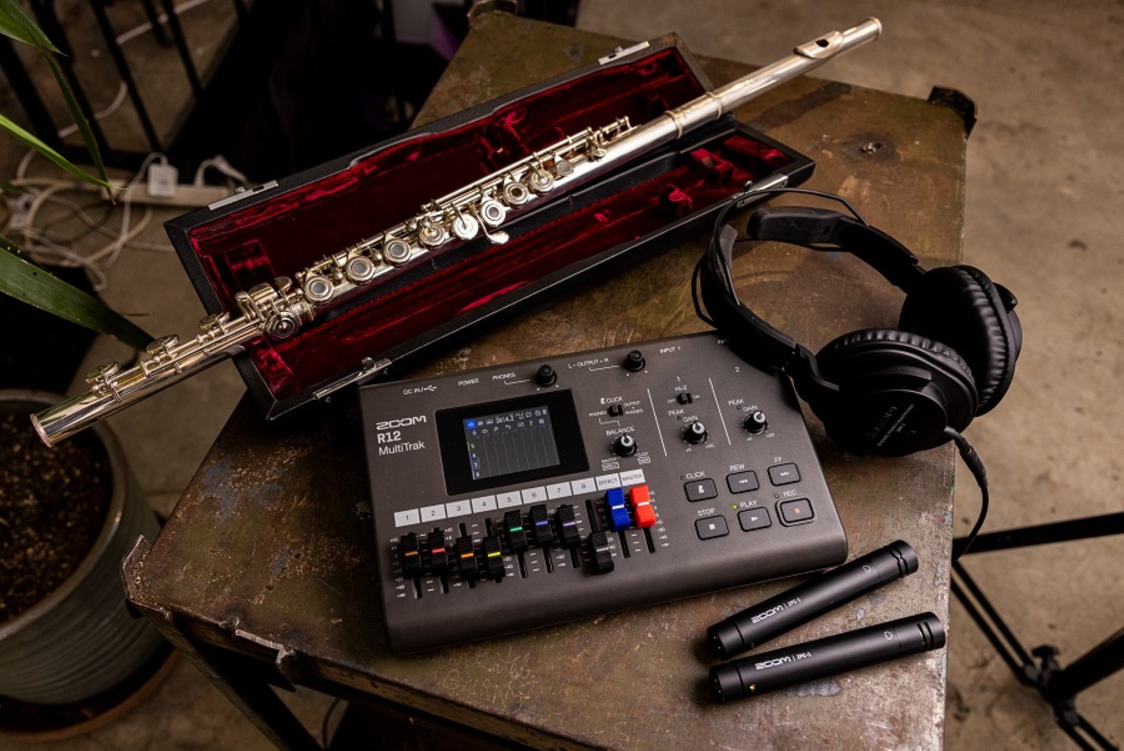 Zoom R12 - Multi tracks recorder - Variation 7