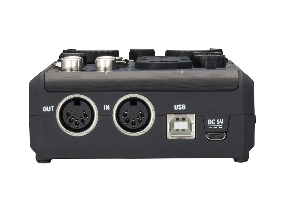 Zoom U-24 - USB audio interface - Variation 4